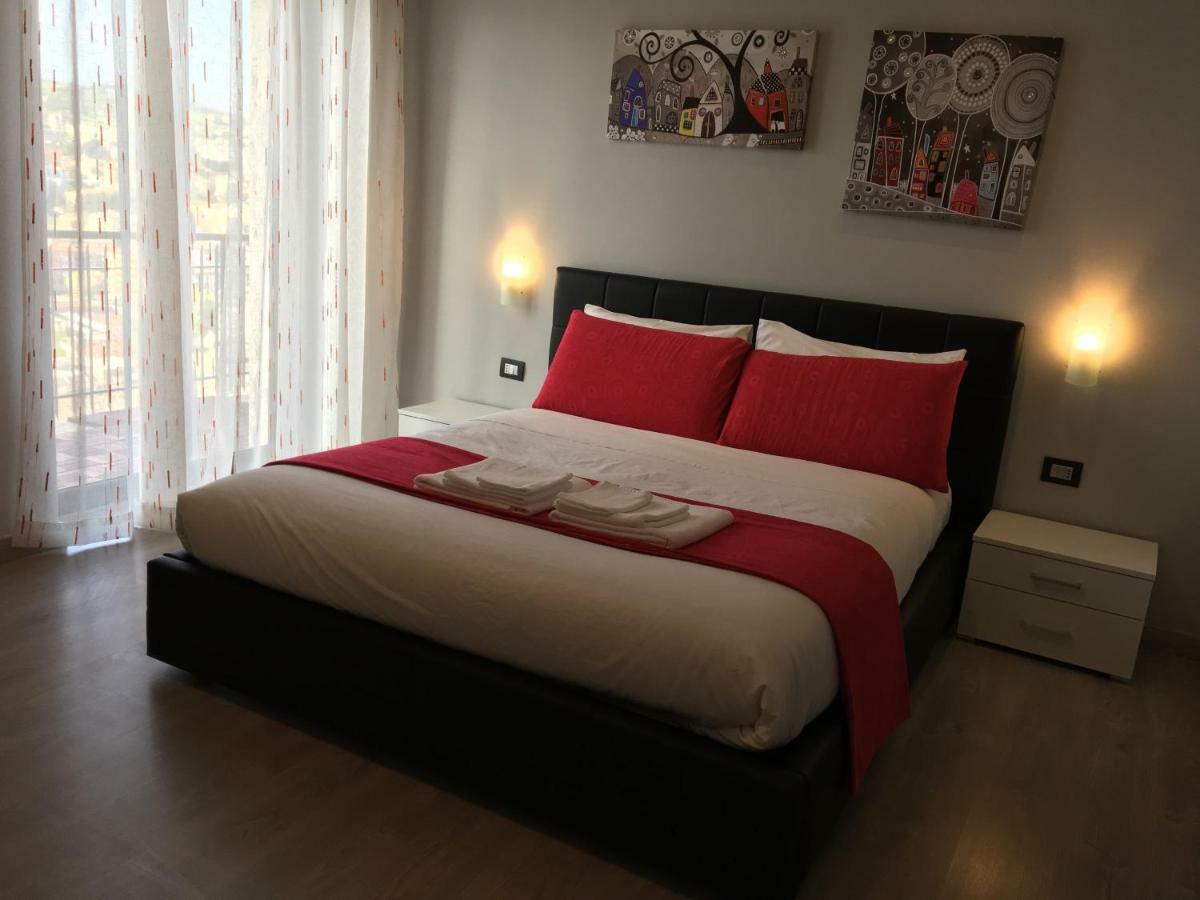 Deluxe Double or Twin Room City View,852326960:JPEG